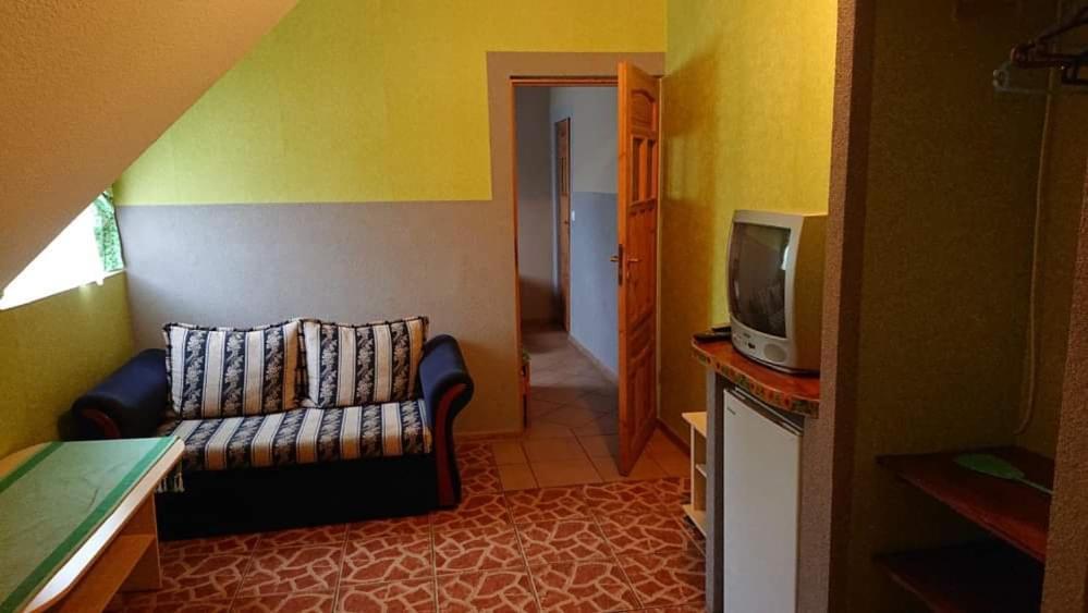 Swiety Spokoj Tuchlin  Exteriér fotografie